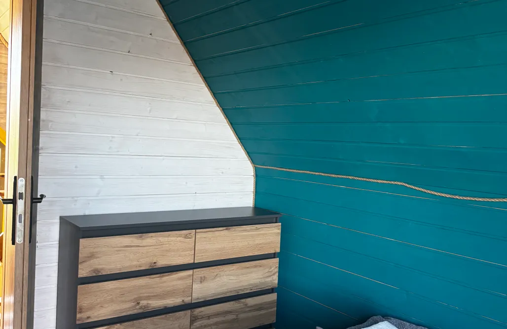 AlohaCamp Żółta stodoła 4