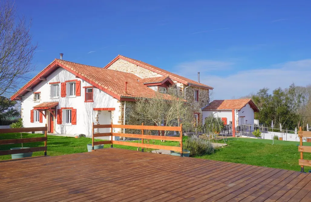 Maison d'hôtes Perbos 1556 AlohaCamp