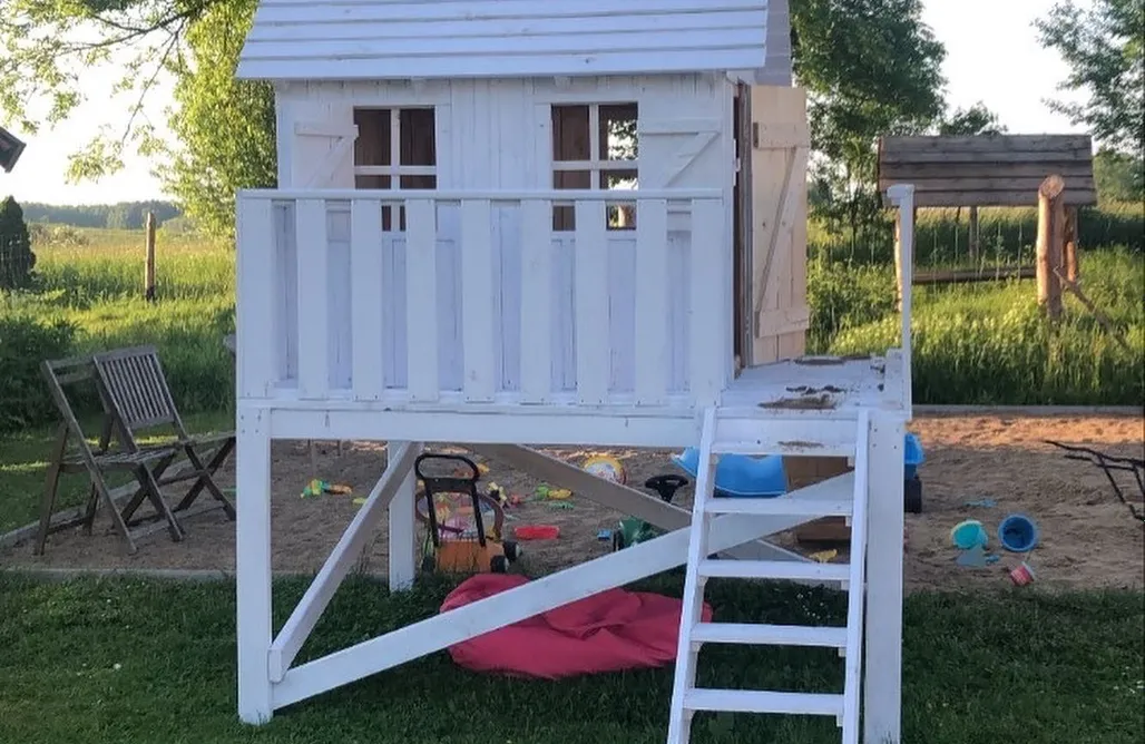 Pole Namiotowe Mikołajki Miejsce kamperowe - Siedlisko Blanki 1