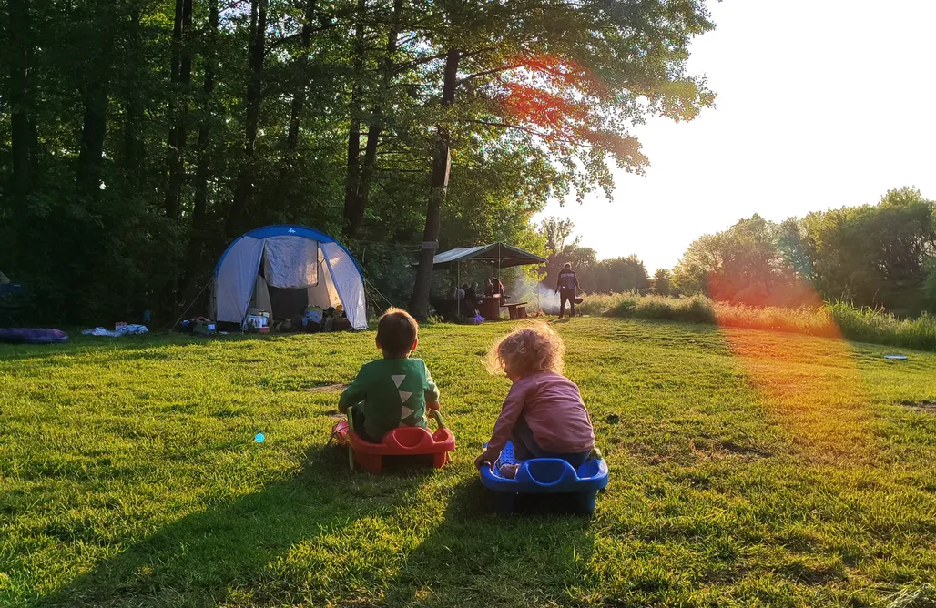 AlohaCamp Nocleg we własnym namiocie 3