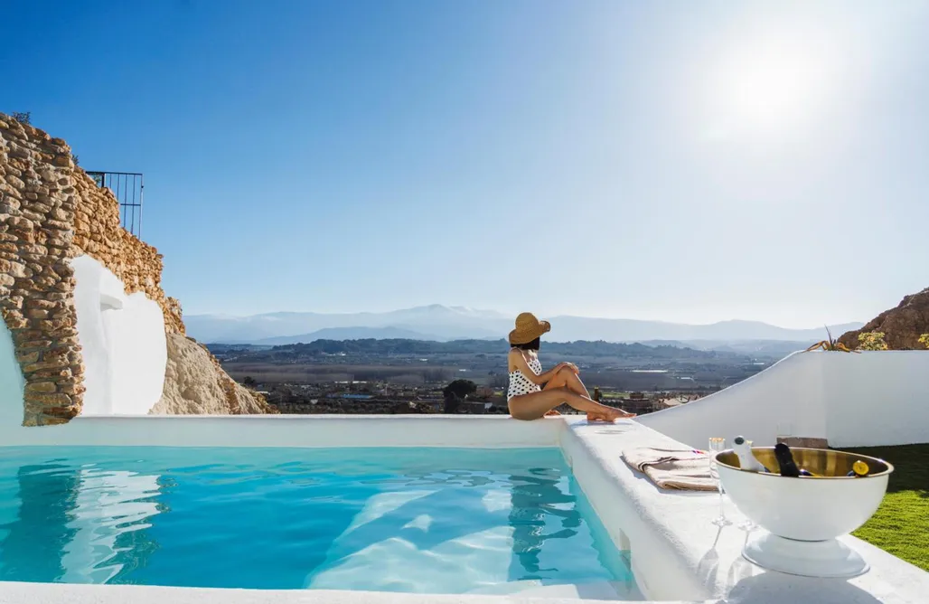 alojamientos AlohaCamp Cuevas de Kabila 4