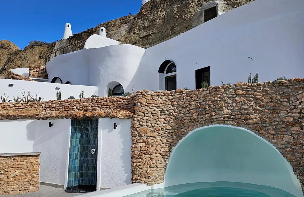 alojamientos AlohaCamp Cuevas de Kabila 5