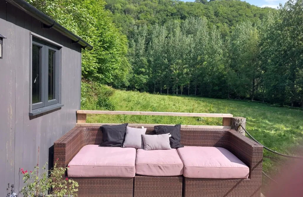 Hébergement AlohaCamp Roulotte 4