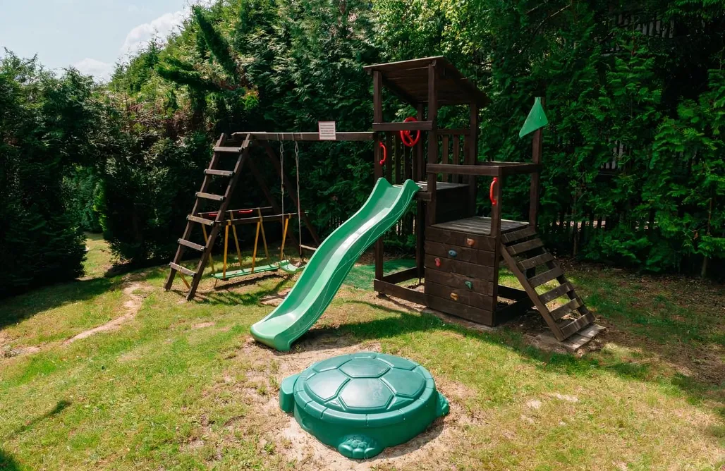 noclegi AlohaCamp Abramówka - dom z jacuzzi/sauną do 10 osób 5