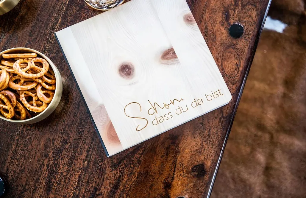 AlohaCamp Hausboot King 1