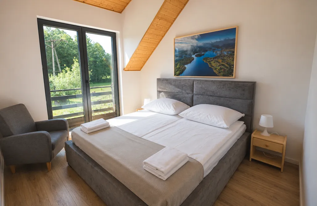 AlohaCamp Domki nad stawem 2 3