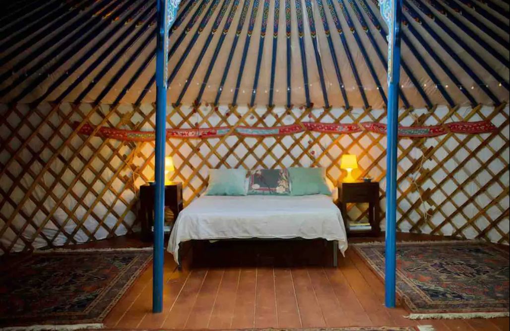 AlohaCamp accommodation Una Experiencia Mágica en Nuestra Preciosa y Comoda Yurta Mongola en el Corazón del Bosque.  1