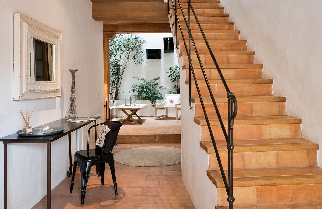 AlohaCamp marenya pink house 1