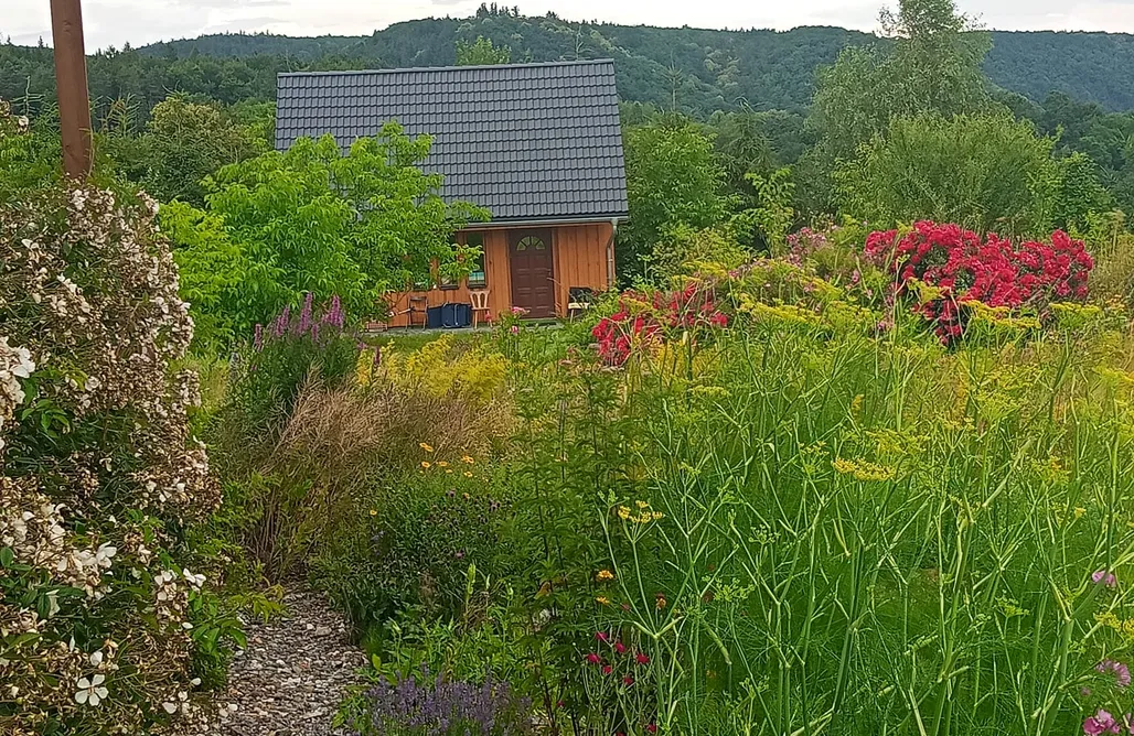 noclegi AlohaCamp Domek w owocowym zagajniku 4