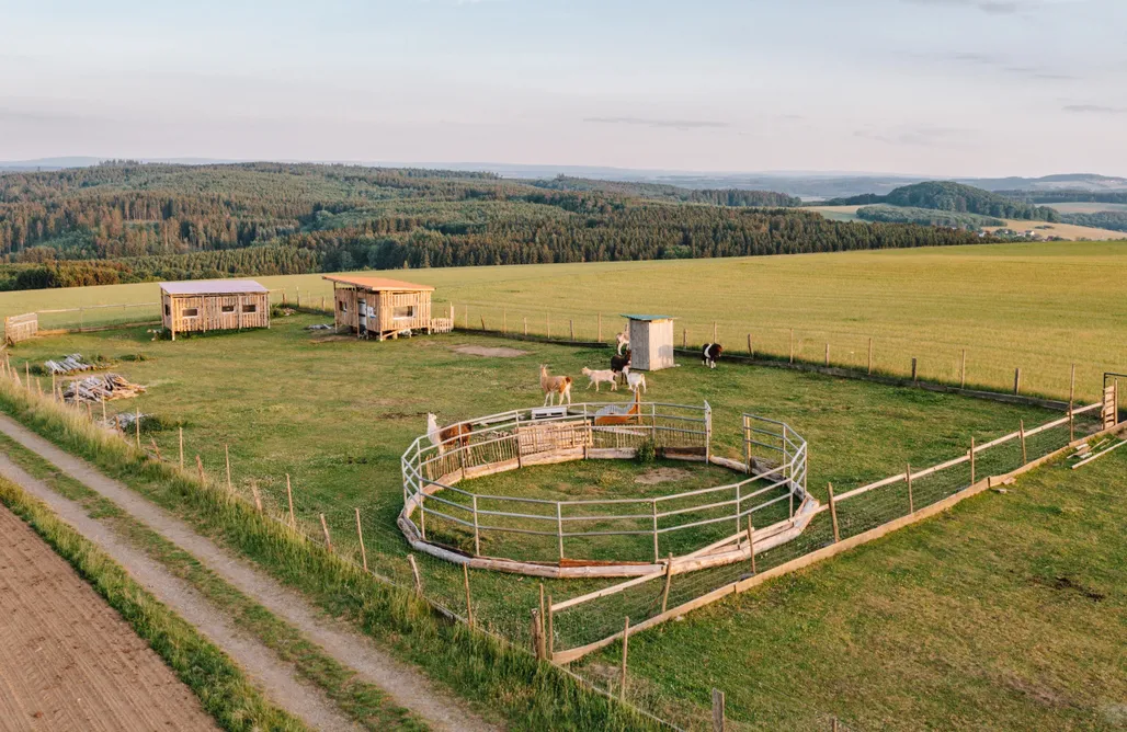 Unterkunft AlohaCamp Utes Funny Farm Ferienhaus 5