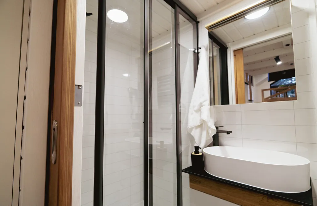 Kaszuby Noclegi Nad Jeziorem ⛵️ Tiny Silent House 1