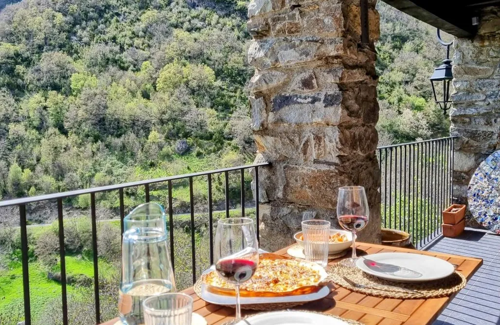 Casa Rural Ordesa Casa Rústica y Chic con Chimenea 3