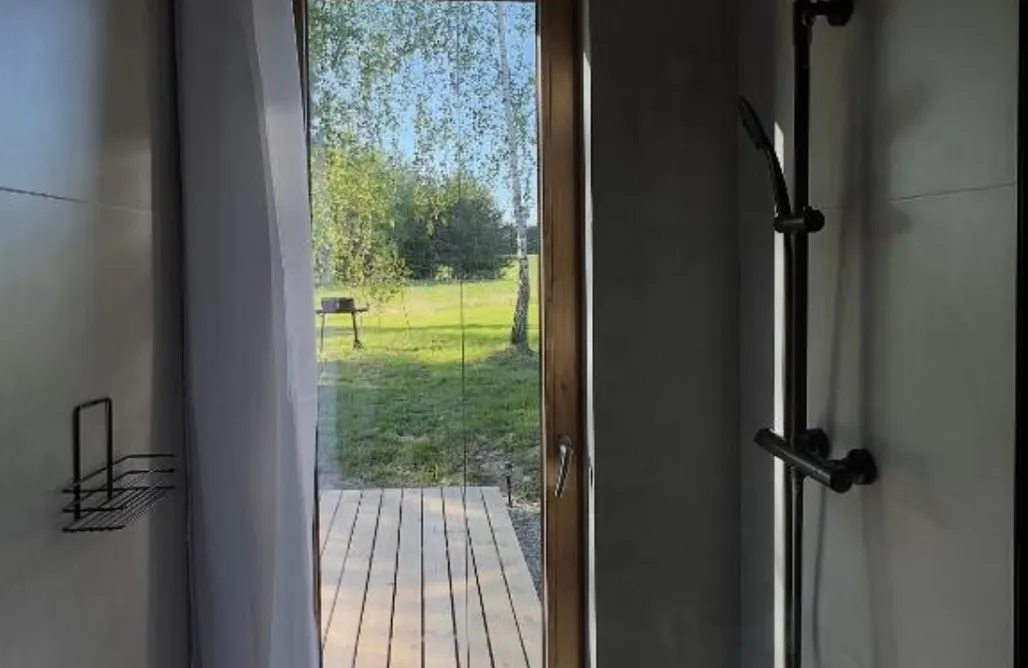 Tanie Noclegi Olsztyn Taras i las 1