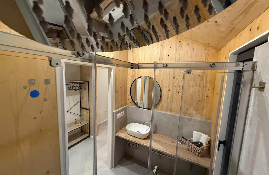 AlohaCamp A LAGOA (JACUZZI) 1