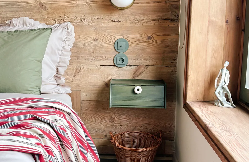 AlohaCamp Mech Zielony, stuletnia stodoła 4