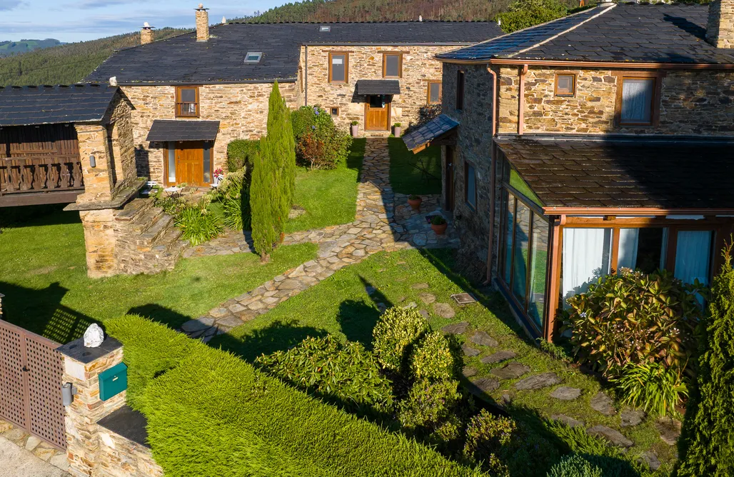 La Casona - Lar de Vies AlohaCamp