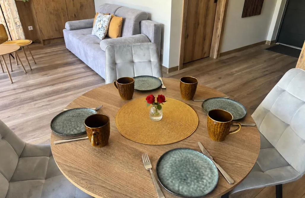 AlohaCamp Apartament nr 7 z widokiem na rzekę i las 3
