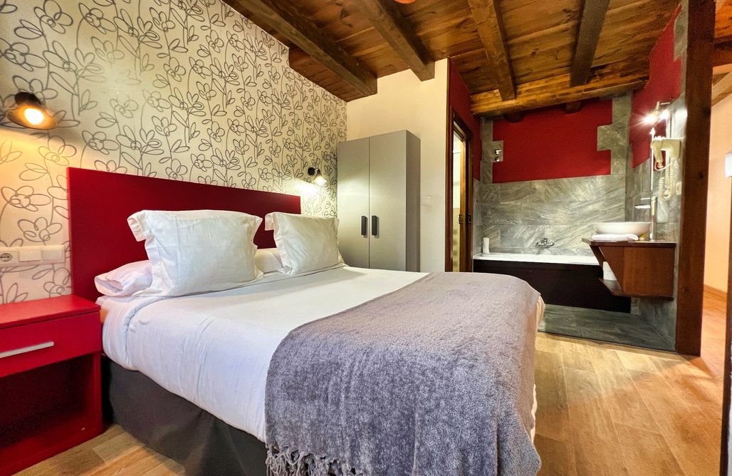 AlohaCamp Estudio 4 con bañera de hidromasaje y terraza 3