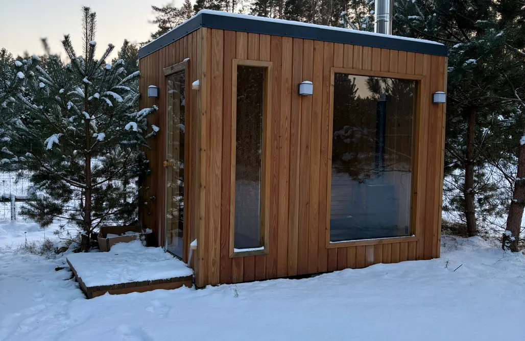 AlohaCamp accommodation Grotów 2e - domek w Puszczy Noteckiej 1