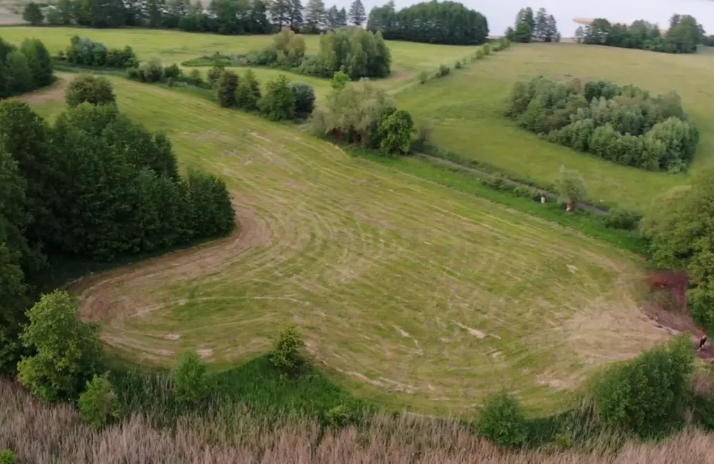 Pole Namiotowe Mikołajki Miejsce kamperowe - Przystań nad Krzywym  1
