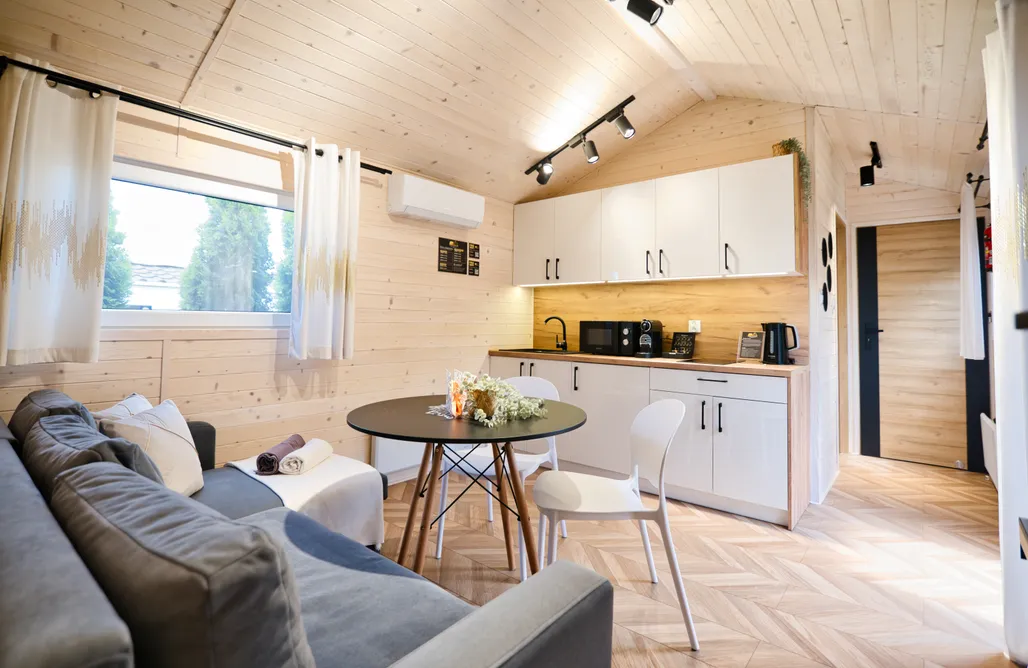 AlohaCamp Domek Exclusive numer 2 3