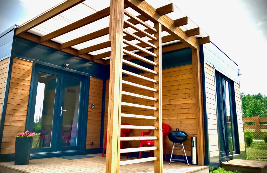 noclegi AlohaCamp Cisy Resort I - ogrodzony teren na wyłączność 5