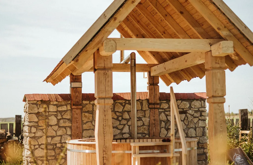 ubytování AlohaCamp Osada Leśna 4