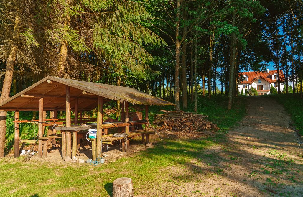 AlohaCamp Namiot 4 osobowy z prywatną łazienką i kuchnią 1