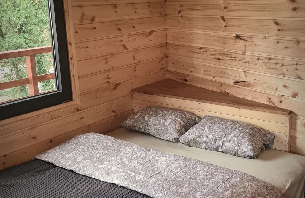 AlohaCamp Trójkącik - domek na drzewie 2