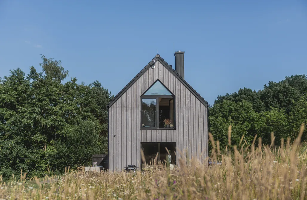Sommerurlaub Mit Kindern Dzikie Pole – stimmungsvolles Haus mit Badefass im Grünen 2