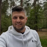 Bartosz gospodarz Wśród Drzew - Domek z Jacuzzi