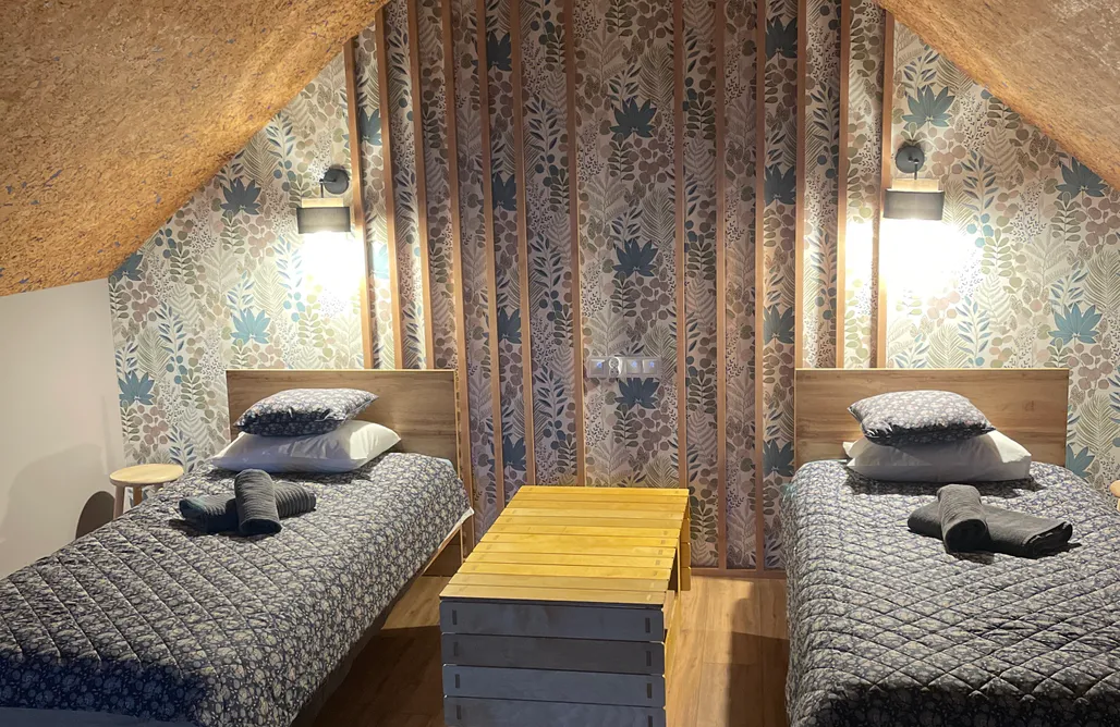 AlohaCamp Dom Krowa w Ramonesce  3