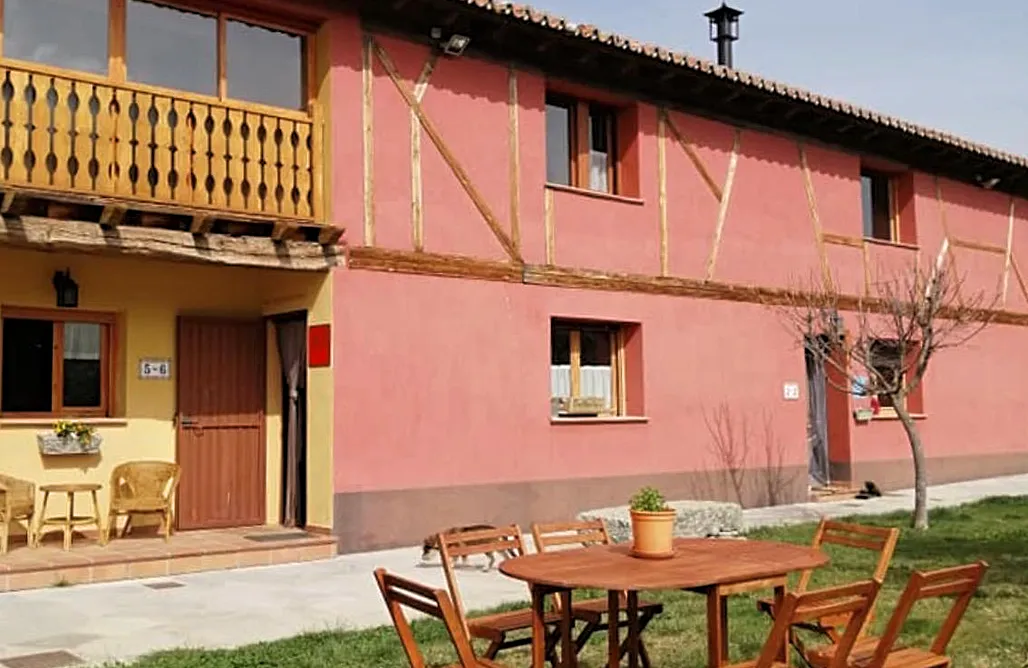 Hotel con Piscina Privada Madrid Casas Mirador del Gato I y II 2