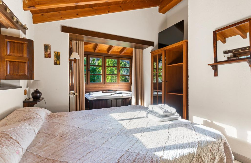 AlohaCamp Casa Viscárcel con jacuzzi 3