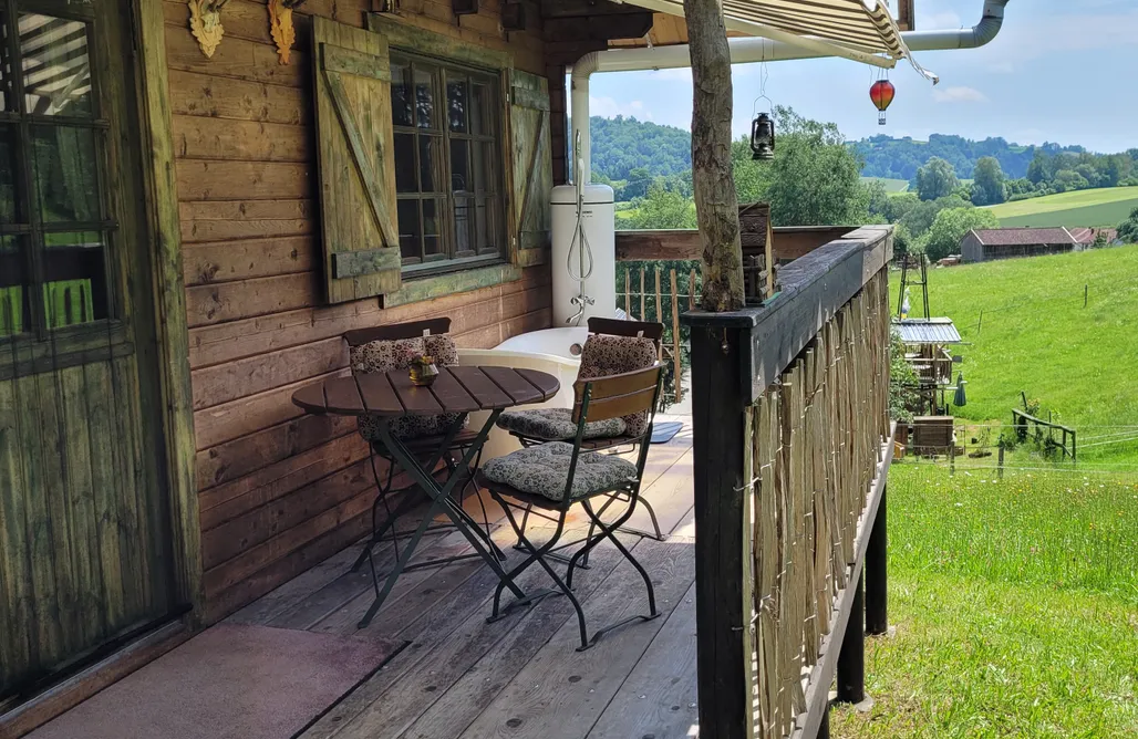 Unterkunft AlohaCamp Holzhaus alleine am Waldrand 2