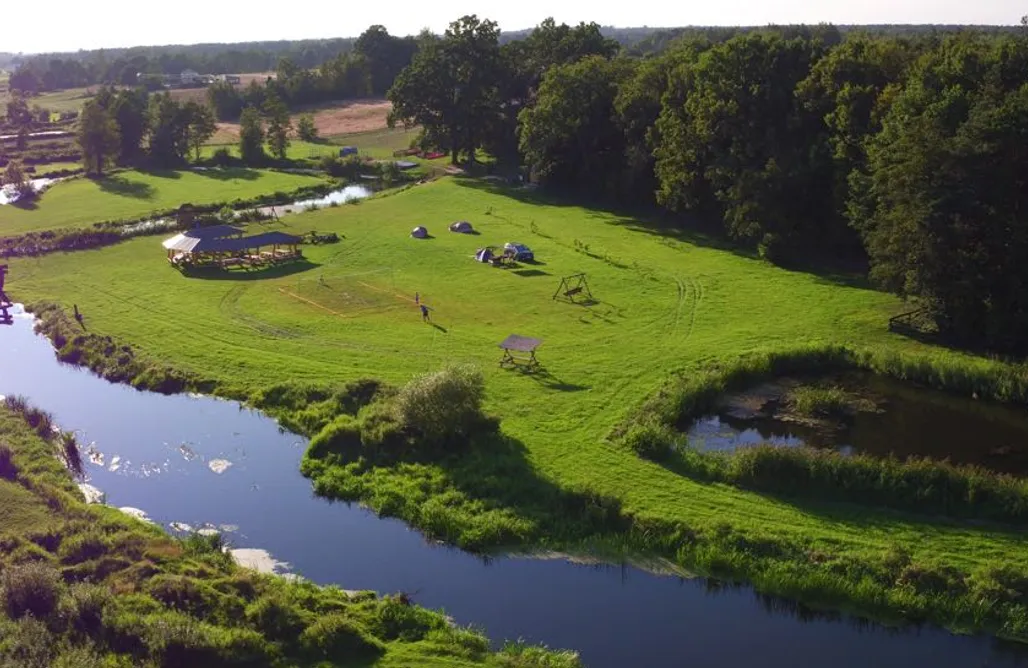 noclegi AlohaCamp Bieżańskie Pole Namiotowe 2