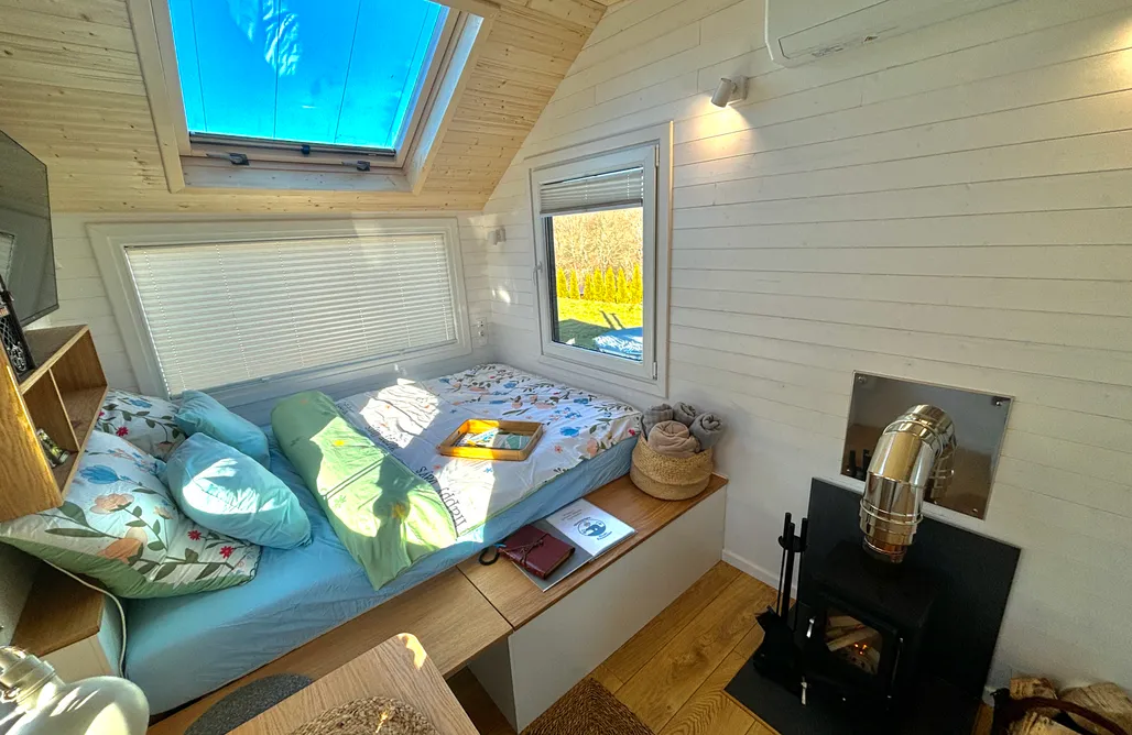 AlohaCamp D12 domek z oknem na gwiazdy, jacuzzi, kominek 350m2 ogród, + sauna basen 3