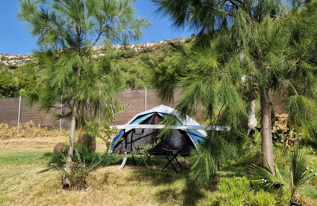 alojamientos AlohaCamp Jardin privado para camper/autocaravana con vistas al Estrecho. 4