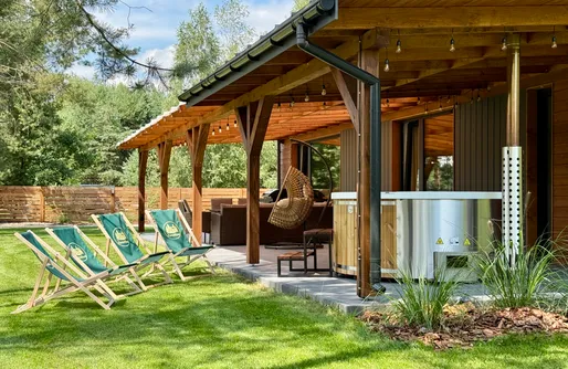 Zdjęcie obiektu Forestland - domki wśród drzew z sauną i balią