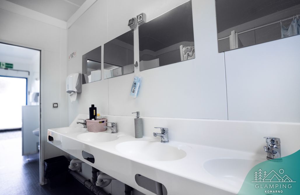 noclegi AlohaCamp Glamping Komarno 1