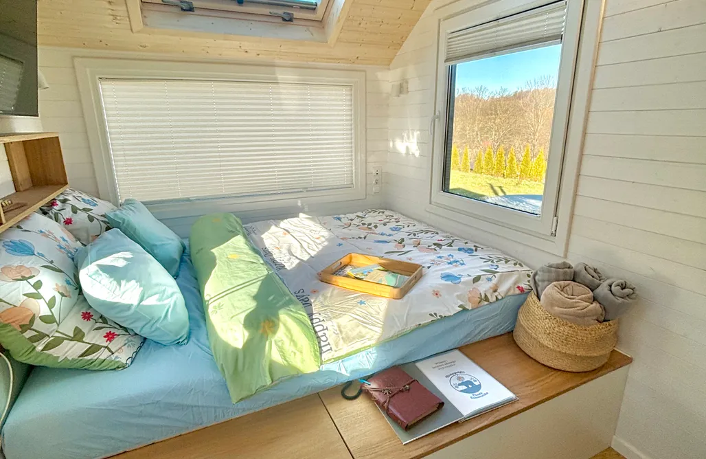 AlohaCamp D13 domek z oknem na gwiazdy, jacuzzi , kominek 420m2 ogród, + sauna basen 4