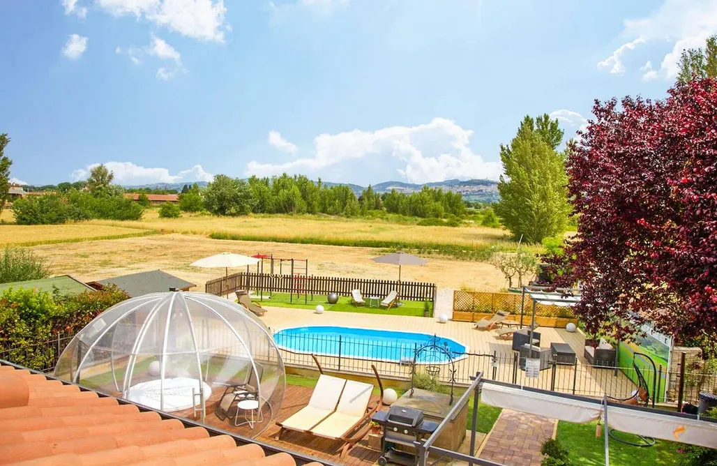 hebergement AlohaCamp Esperienza unica in Umbria: Villa Patty Assisi con SPA, Piscina e Vista su Assisi 3