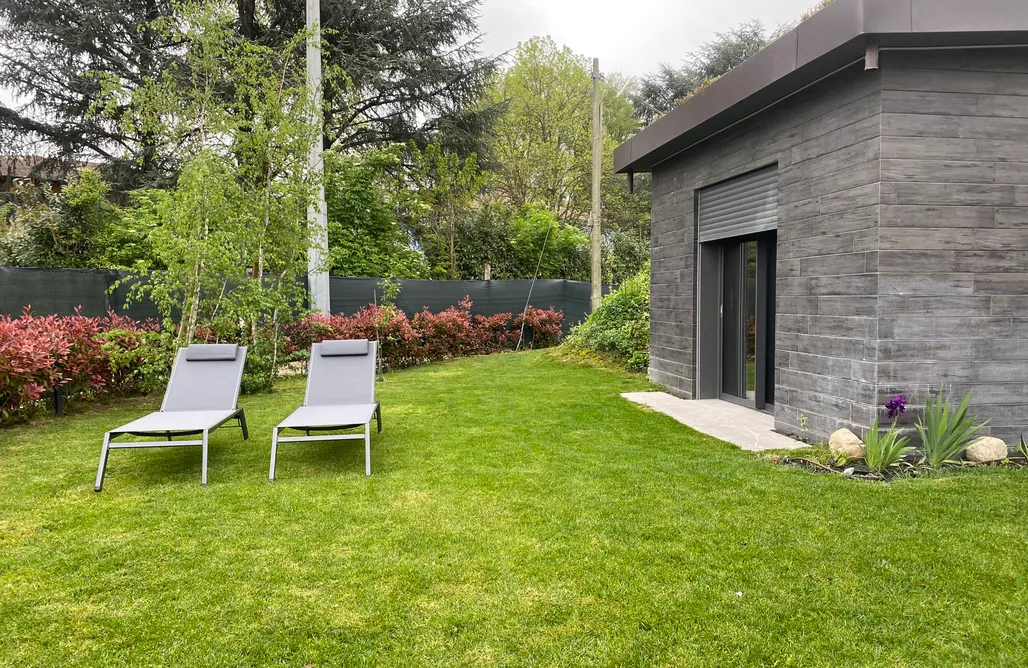 Ice House: A Charming Retreat Near Bologna AlohaCamp