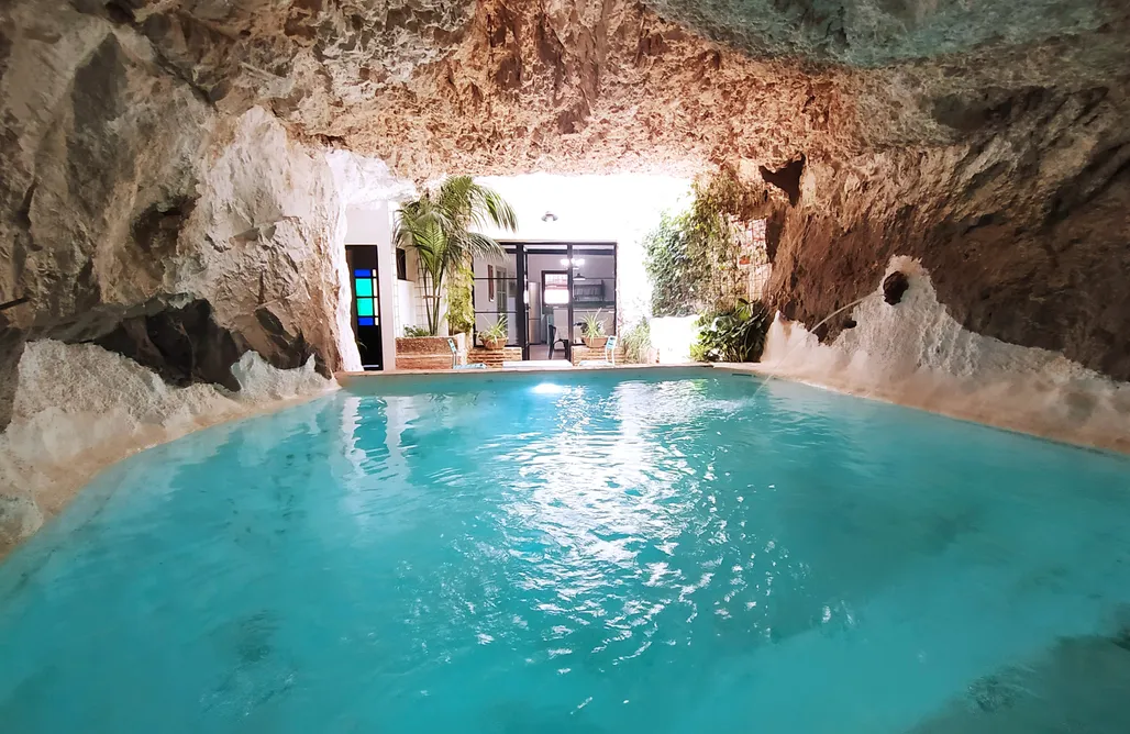 Alojamiento en Aielo de Malferit Casa-cueva entera. Ideal para grandes grupos. 2