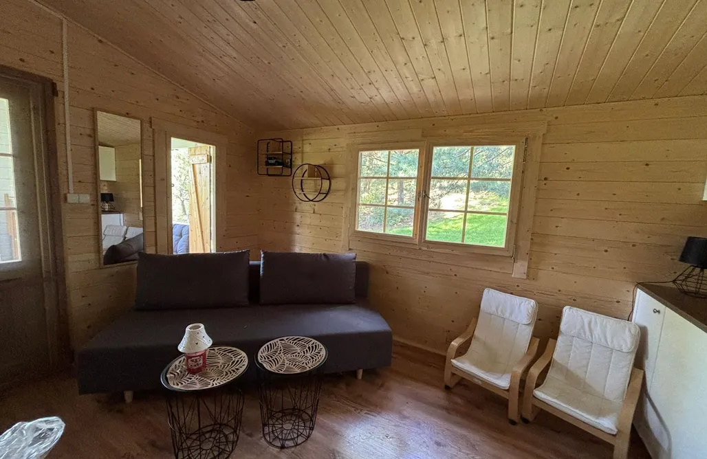 AlohaCamp Familijny domek nad jeziorem  4