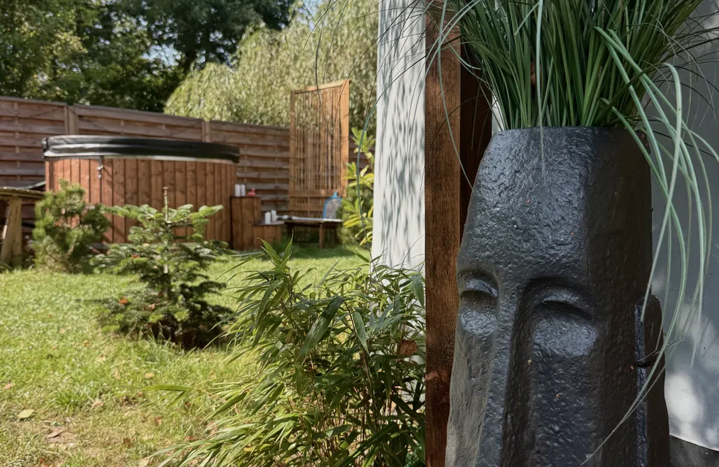 Piskornia noclegi Jurta nad Zegrzem 1