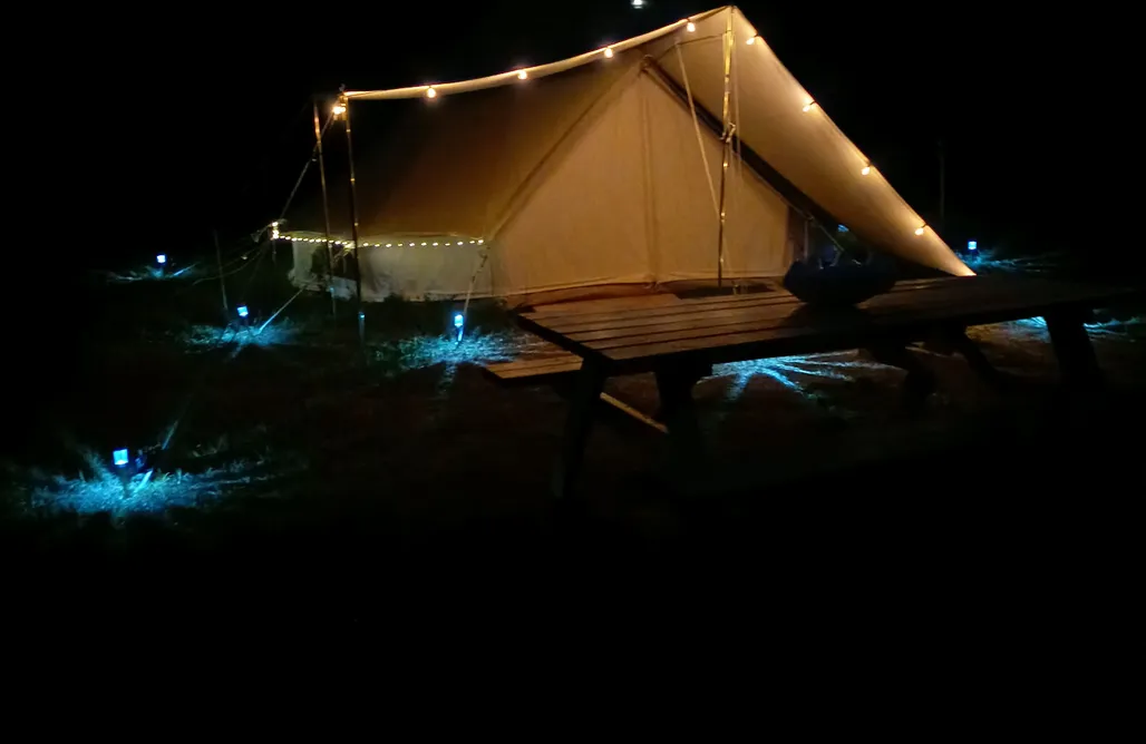 alojamientos AlohaCamp Tienda Bell 4