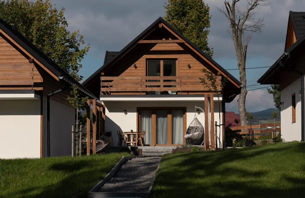 AlohaCamp Apartament „Sosna” z balkonem - dla 2-5 osób bez balii 1