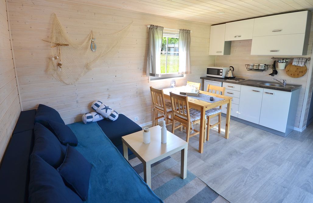 AlohaCamp Domek komfort z jacuzzi 2A 3