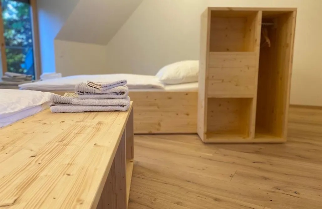 AlohaCamp Ferienhaus mit Gartenblick 4